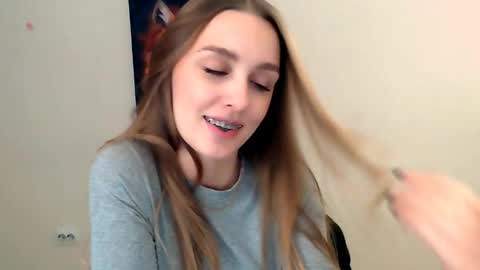 Angelina online show from October 17, 6:05 am