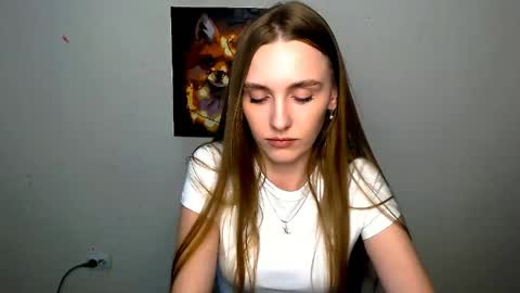 Snapshot of miss_angelina_ chatting on May 28, 6:00 am Angelina online show from May 28, 6:00 am