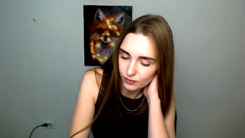 Snapshot of miss_angelina_ chatting on June 5, 5:47 am Angelina online show from June 5, 5:47 am