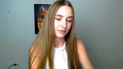 Snapshot of miss_angelina_ chatting on July 31, 6:02 am Angelina online show from July 31, 6:02 am