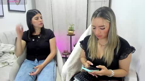Snapshot of miss_anye chatting on January 10, 2:35 am Annye online show from January 10, 2:35 am