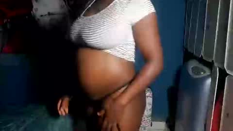 Snapshot of miss_aquarium chatting on December 15, 9:20 pm Miss aquarium online show from December 15, 9:20 pm
