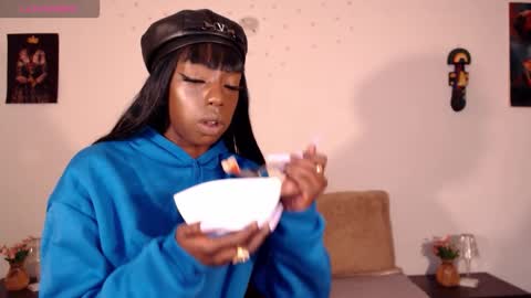 Snapshot of miss_ariaa chatting on October 10, 12:15 pm Aria Diaz online show from October 10, 12:15 pm