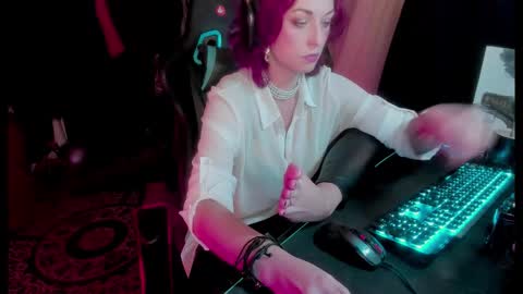 Snapshot of miss_asmodeus chatting on October 28, 7:49 pm missAsmodeus online show from October 28, 7:49 pm