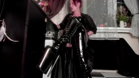missAsmodeus online show from June 20, 9:50 pm