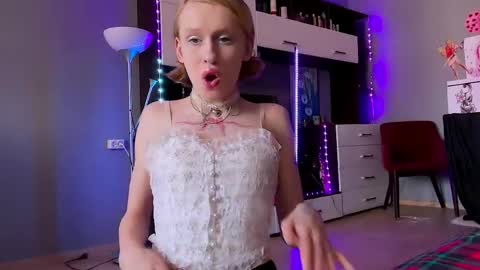 Anya online show from April 21, 8:31 am