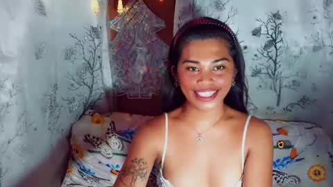 Snapshot of miss_bellah chatting on May 24, 8:52 am Bellah online show from May 24, 8:52 am