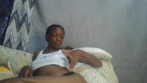 miss_belllo online show from February 11, 6:40 am