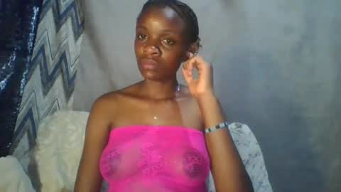 miss_belllo online show from March 10, 6:05 am