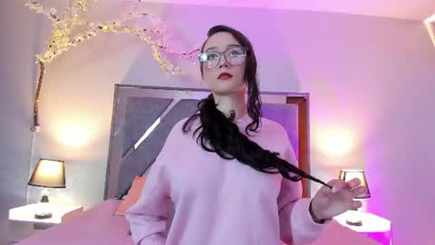 Snapshot of miss_belu chatting on June 17, 4:04 am Its a pleasure to meet you. Im Miss Belu. Help me reach 1k. Follow me. online show from June 17, 4:04 am