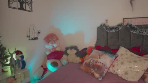 lucy 3 online show from December 2, 2:06 am