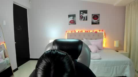 Cataleya online show from April 22, 11:34 am