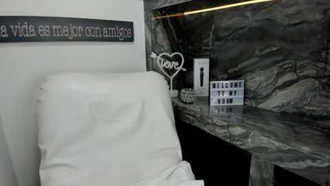 Danika online show from February 5, 11:02 am