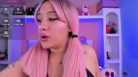 Danika online show from October 4, 11:30 am