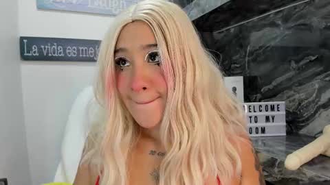 Danika online show from November 8, 10:59 am