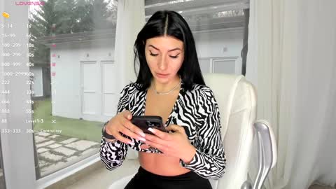 miss_diamond__ online show from January 25, 7:06 am