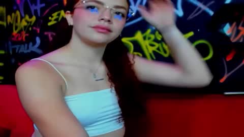 miss_dior1 online show from March 26, 2:33 pm