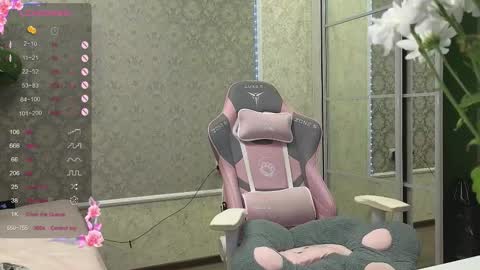 miss_divora online show from October 15, 3:45 pm