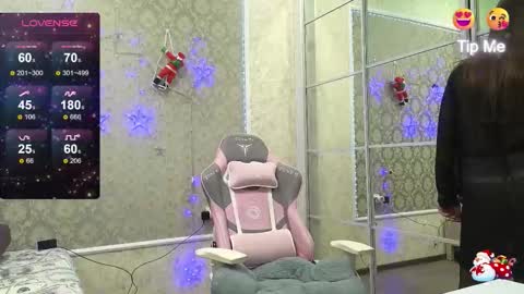 Snapshot of miss_divora chatting on January 12, 7:08 pm miss_divora online show from January 12, 7:08 pm