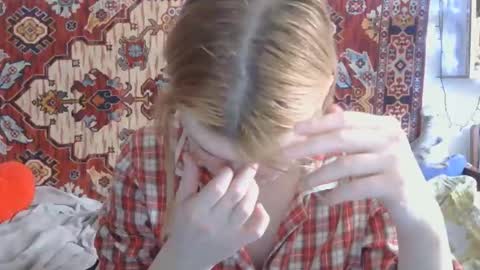 Elis online show from March 18, 11:02 am