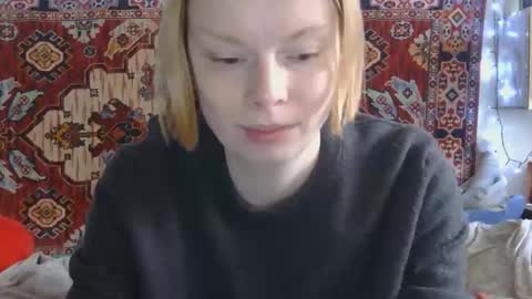 Elis online show from April 17, 11:02 am