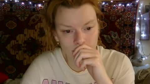 Snapshot of miss_elistia_ chatting on June 17, 10:50 am Elis online show from June 17, 10:50 am