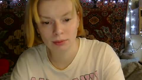 Snapshot of miss_elistia_ chatting on June 19, 11:03 am Elis online show from June 19, 11:03 am