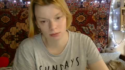 Snapshot of miss_elistia_ chatting on June 24, 10:47 am Elis online show from June 24, 10:47 am