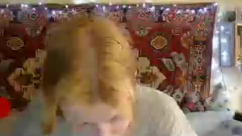 Snapshot of miss_elistia_ chatting on July 9, 10:19 am Elis online show from July 9, 10:19 am
