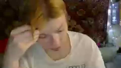 Snapshot of miss_elistia_ chatting on July 14, 11:16 am Elis online show from July 14, 11:16 am