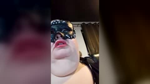 miss_ella_rose online show from June 18, 3:29 am