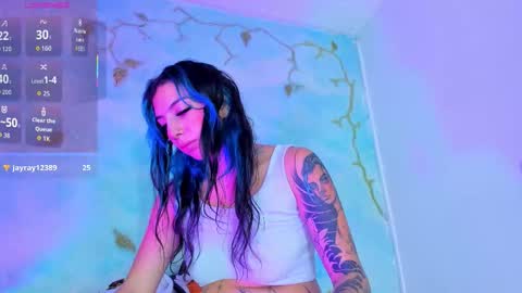 miss_evans_ online show from October 10, 6:01 am