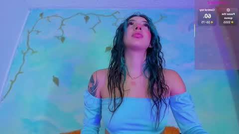 miss_evans_ online show from November 4, 6:56 am