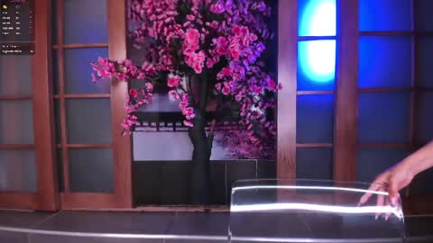 Snapshot of miss_evolet chatting on April 30, 6:36 pm Evoleth online show from April 30, 6:36 pm