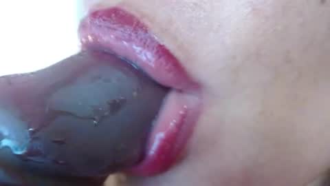 Snapshot of miss_evoleth2 chatting on June 29, 10:43 pm Miss Evoleth online show from June 29, 10:43 pm