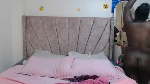 miss_godess online show from April 16, 4:46 am