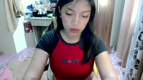 Snapshot of miss_janexxx chatting on July 7, 2:25 am miss_janexxx online show from July 7, 2:25 am