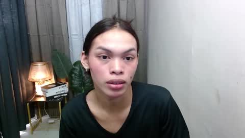 Snapshot of miss_jhes chatting on December 5, 3:52 pm Jhes online show from December 5, 3:52 pm