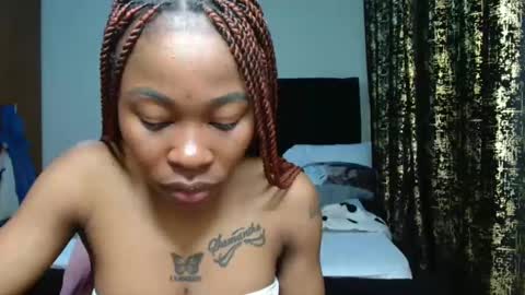 Snapshot of miss_kiarrafit chatting on February 15, 6:55 pm Miss Kiarrafit online show from February 15, 6:55 pm
