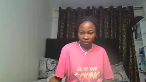 Snapshot of miss_kiarrafit chatting on December 18, 1:28 pm Miss Kiarrafit online show from December 18, 1:28 pm