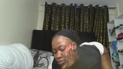 Snapshot of miss_kiarrafit chatting on December 20, 8:16 pm Miss Kiarrafit online show from December 20, 8:16 pm