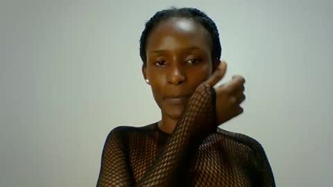Snapshot of miss_kiki7 chatting on October 4, 5:49 am kiki online show from October 4, 5:49 am