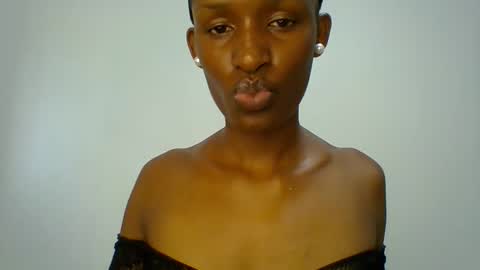 Snapshot of miss_kiki7 chatting on October 11, 11:20 am kiki online show from October 11, 11:20 am