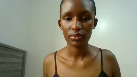 Snapshot of miss_kiki7 chatting on October 13, 7:52 am kiki online show from October 13, 7:52 am