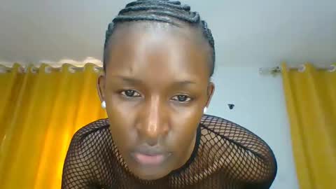 Snapshot of miss_kiki7 chatting on October 16, 8:04 am kiki online show from October 16, 8:04 am