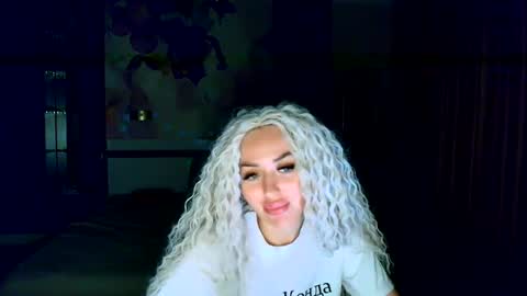 Snapshot of miss_kiten chatting on September 14, 6:29 pm miss_kiten online show from September 14, 6:29 pm