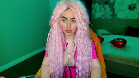 miss_kiten online show from June 11, 7:01 pm