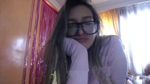 Snapshot of miss_lilieth chatting on May 2, 9:09 pm lilieth online show from May 2, 9:09 pm