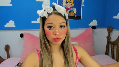 Snapshot of miss_lucyla chatting on October 17, 11:02 am miss_lucyla online show from October 17, 11:02 am