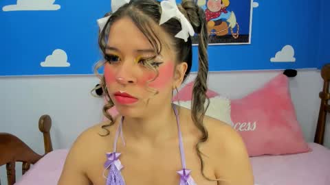 Snapshot of miss_lucyla chatting on October 21, 11:00 am miss_lucyla online show from October 21, 11:00 am